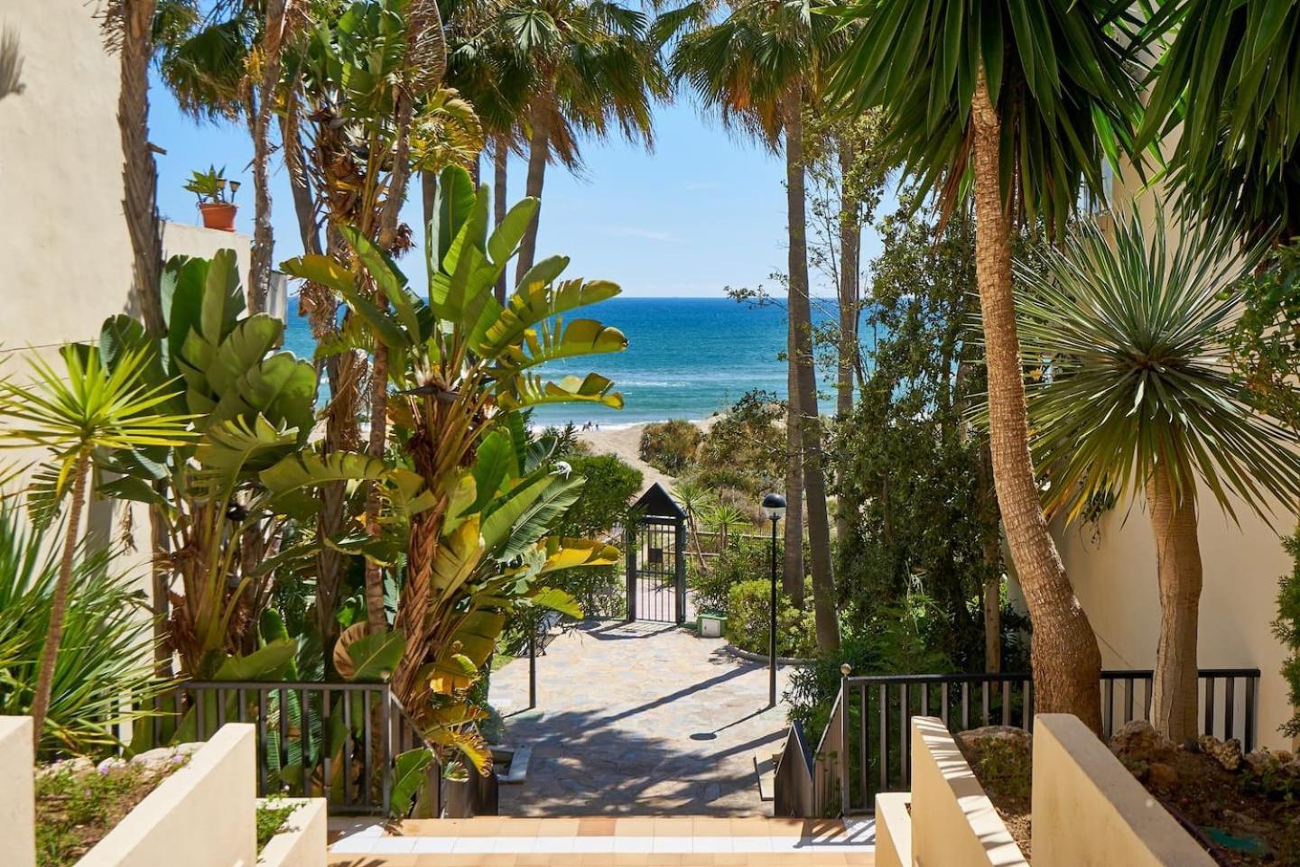 Oleholidays 513 Romana Playa Junto Al Mar Apartment *